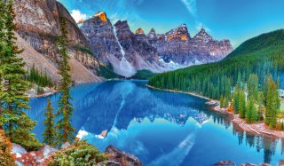 Vliesová fototapeta MS-5-3049 Moraine Lake - 375 x 250 cm